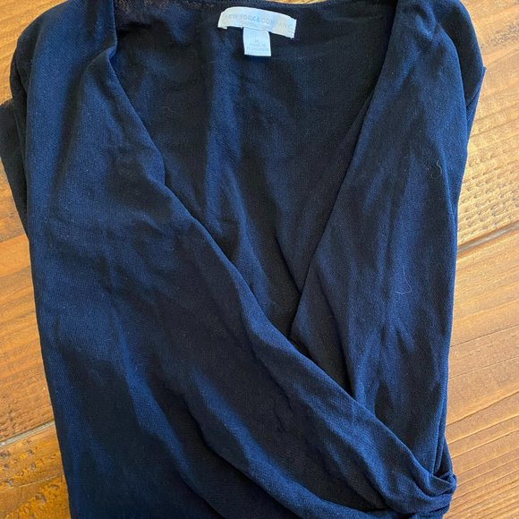 Black New York & Company Top - Sz Med - Picture 3 of 4